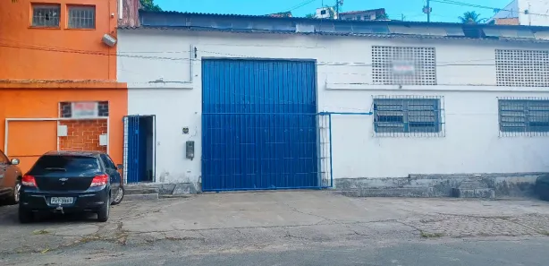 Galpão/Depósito/Armazém com 1 Quarto para alugar, 340m² no IAPI, Salvador