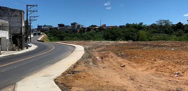 Lote/Terreno para alugar, 71690m² no Sete de Abril, Salvador