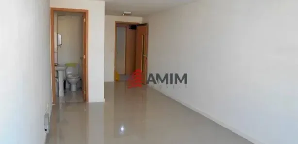 Sala Comercial à venda, 27m² no Santa Rosa, Niterói