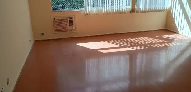 Apartamento com 3 Quartos para alugar, 110m² no Copacabana, Rio de Janeiro