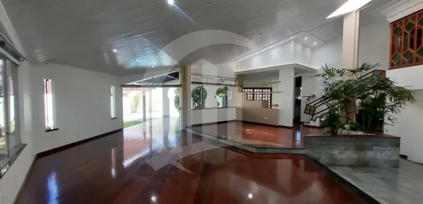 Casa com 4 Quartos para alugar, 500m² no Coroa do Meio, Aracaju