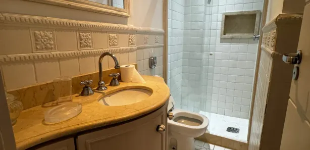 Apartamento com 2 Quartos para alugar, 50m² no Copacabana, Rio de Janeiro