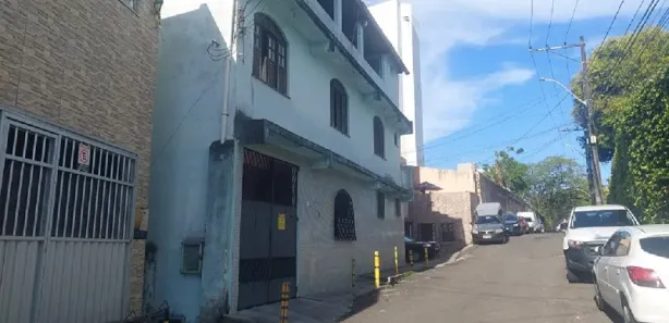 Sobrado com 3 Quartos à venda, 198m² no Acupe, Salvador