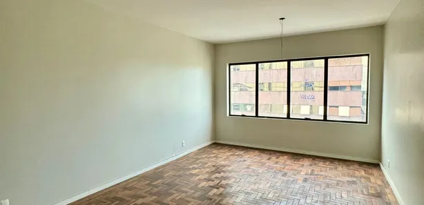 Ponto Comercial para alugar, 50m² no Centro, Caxias do Sul