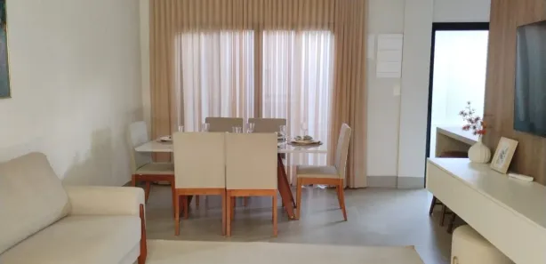 Sobrado com 3 Quartos para alugar, 160m² no Vila Rosa, Goiânia