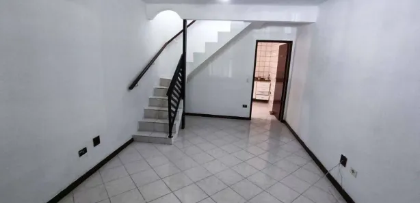 Sobrado com 2 Quartos à venda, 70m² no Jardim Primavera, Guarujá