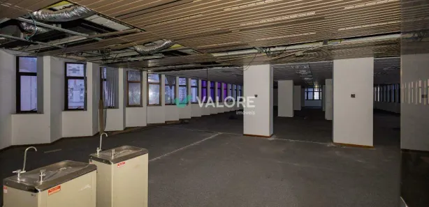 Sala Comercial para alugar, 560m² no Santo Antônio, Belo Horizonte