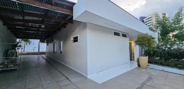 Casa com 4 Quartos à venda, 350m² no Aleixo, Manaus