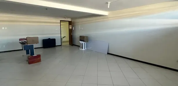 Sala Comercial para alugar, 48m² no Itapuã, Salvador
