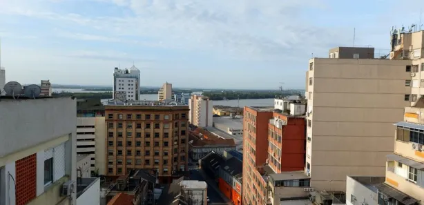 Apartamento com 2 Quartos à venda, 87m² no Centro Histórico, Porto Alegre
