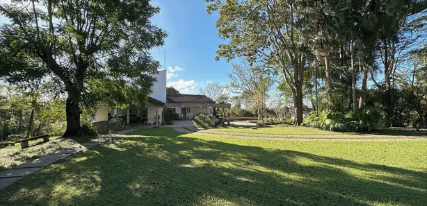Fazenda/Sítio com 3 Quartos à venda, 434m² no Chácara dos Junqueiras, Carapicuíba