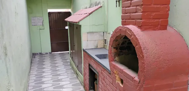 Casa com 2 Quartos para alugar, 80m² no Centro, Nova Iguaçu