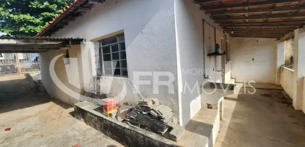 Casa com 2 Quartos à venda, 100m² no Jardim Gutierres, Sorocaba