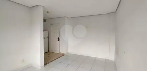 Apartamento com 1 Quarto para venda ou aluguel, 27m² no Cidade Baixa, Porto Alegre