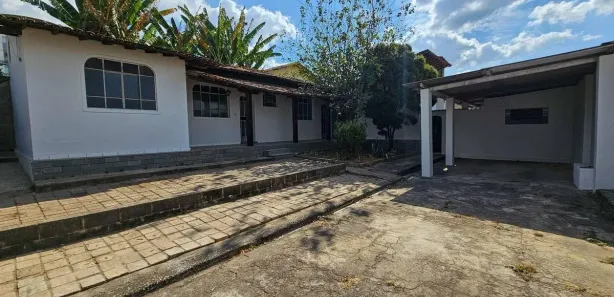 Casa com 3 Quartos para alugar, 170m² no Angola, Betim