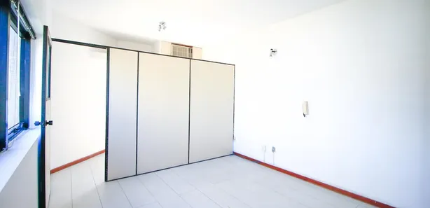 Sala Comercial à venda, 34m² no Parque Bela Vista, Salvador