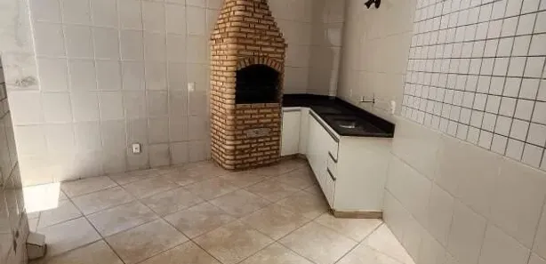 Casa com 2 Quartos para alugar, 100m² no Santa Rosa, Belo Horizonte