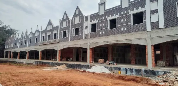 Sala Comercial para alugar, 2000m² no Centro, Holambra