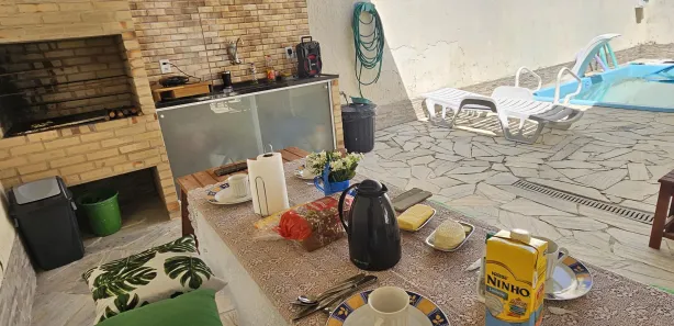 Casa de Condomínio com 3 Quartos para venda ou aluguel, 130m² no Ogiva, Cabo Frio