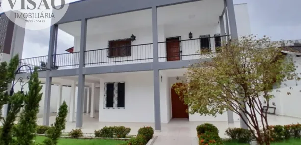 Casa de Condomínio com 4 Quartos para venda ou aluguel, 458m² no Chapada, Manaus