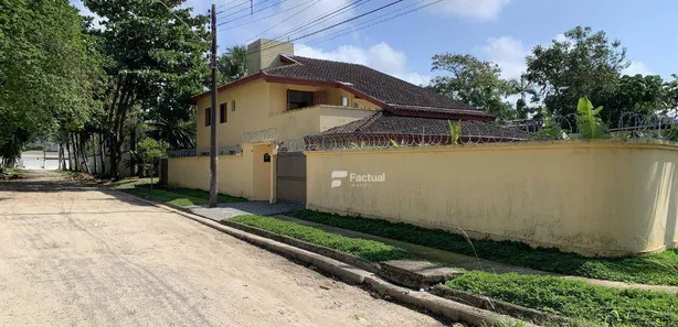 Casa com 5 Quartos para venda ou aluguel, 325m² no Balneário Praia do Pernambuco, Guarujá