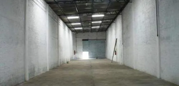Galpão/Depósito/Armazém para alugar, 500m² no Pirajá, Salvador