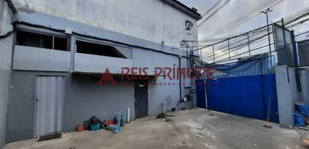 Galpão/Depósito/Armazém para alugar, 700m² no Taquara, Rio de Janeiro