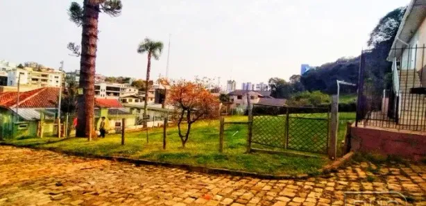 Lote/Terreno à venda, 558m² no Cruzeiro, Caxias do Sul
