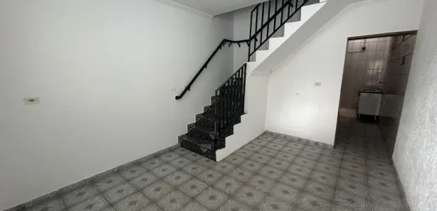Sobrado com 2 Quartos para alugar, 100m² no Casa Grande, Diadema