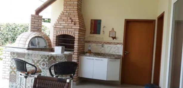 Casa de Condomínio com 3 Quartos à venda, 220m² no Residencial Santa Helena, Caçapava