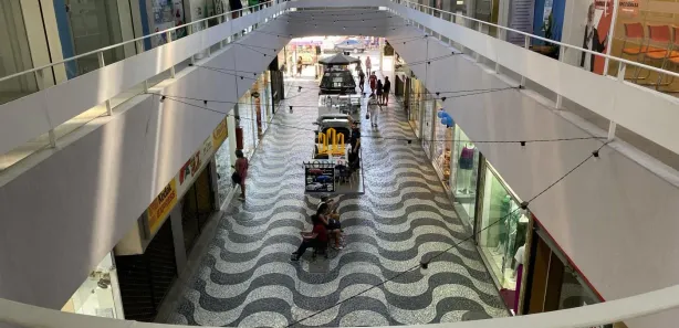 Casa com 1 Quarto para alugar, 10m² no Centro, Nova Iguaçu