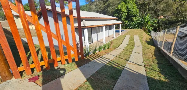 Fazenda/Sítio com 3 Quartos à venda, 1000m² no , Mairinque