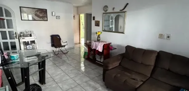 Casa com 3 Quartos à venda, 200m² no Compensa, Manaus
