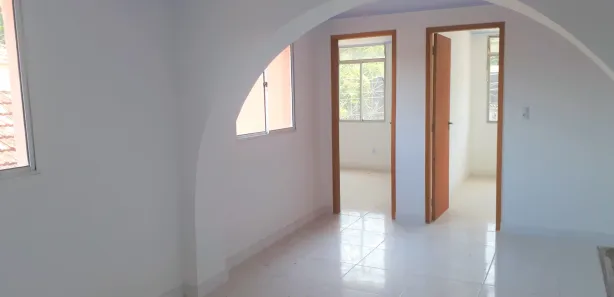 Apartamento com 2 Quartos para alugar, 50m² no Tanque, Rio de Janeiro