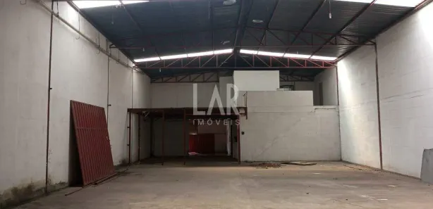 Galpão/Depósito/Armazém para alugar, 950m² no Suzana, Belo Horizonte