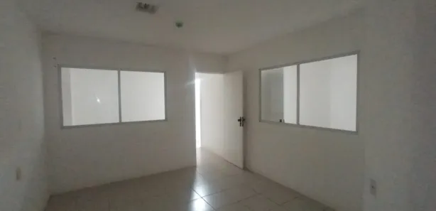 Sala Comercial para alugar, 53m² no Itaigara, Salvador