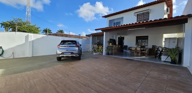 Casa com 4 Quartos à venda, 213m² no Pitanguinha, Maceió