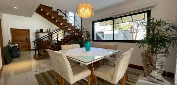 Casa de Condomínio com 3 Quartos à venda, 225m² no Castelo, Tremembé