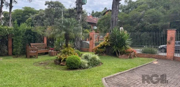 Casa de Condomínio com 2 Quartos à venda, 74m² no Planalto, Gramado