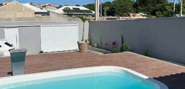 Casa com 2 Quartos para alugar, 110m² no Fazendinha, Araruama
