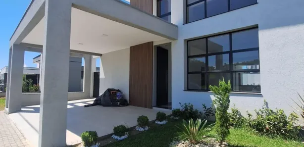 Casa de Condomínio com 3 Quartos para alugar, 220m² no Loteamento Residencial Parque das Araucárias, Tremembé