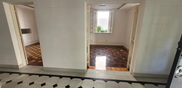 Imóvel Comercial com 6 Quartos para alugar, 402m² no Urca, Rio de Janeiro