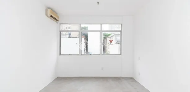 Kitnet com 1 Quarto para alugar, 35m² no Centro Histórico, Porto Alegre