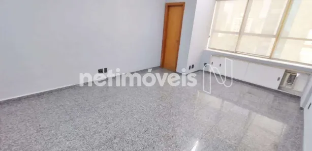 Sala Comercial à venda, 28m² no Santo Antônio, Belo Horizonte