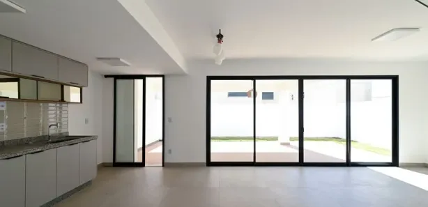 Casa de Condomínio com 3 Quartos para alugar, 150m² no Jardins Marselha, Aparecida de Goiânia