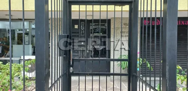 Kitnet para alugar, 39m² no Farroupilha, Porto Alegre