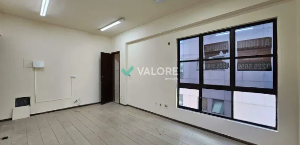 Sala Comercial para alugar, 20m² no Lourdes, Belo Horizonte