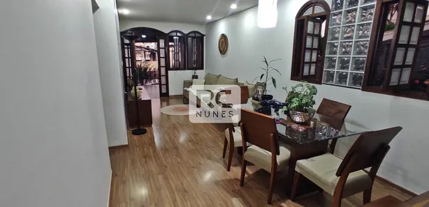 Casa com 3 Quartos para alugar, 264m² no Estrela do Oriente, Belo Horizonte