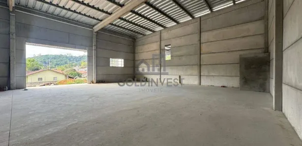 Galpão/Depósito/Armazém para alugar, 246m² no Guabiruba Sul, Guabiruba