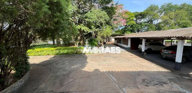 Fazenda/Sítio com 4 Quartos à venda, 611m² no Centro, Piratininga